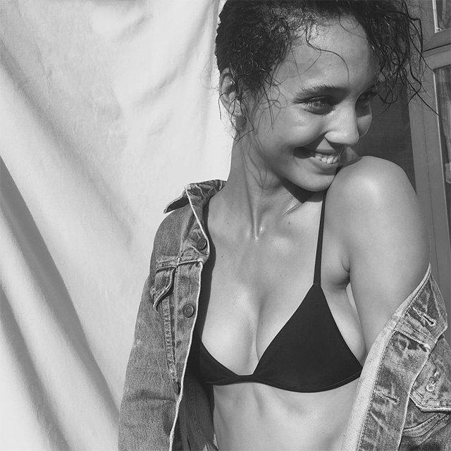 这个夏天你适合什么泳衣,夏天缺少一件泳衣