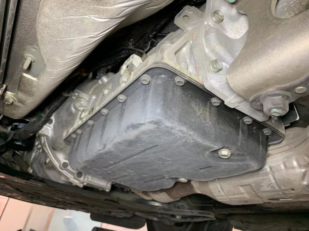 这台进口敞篷小跑车，两个滤芯竟然只要42块钱？