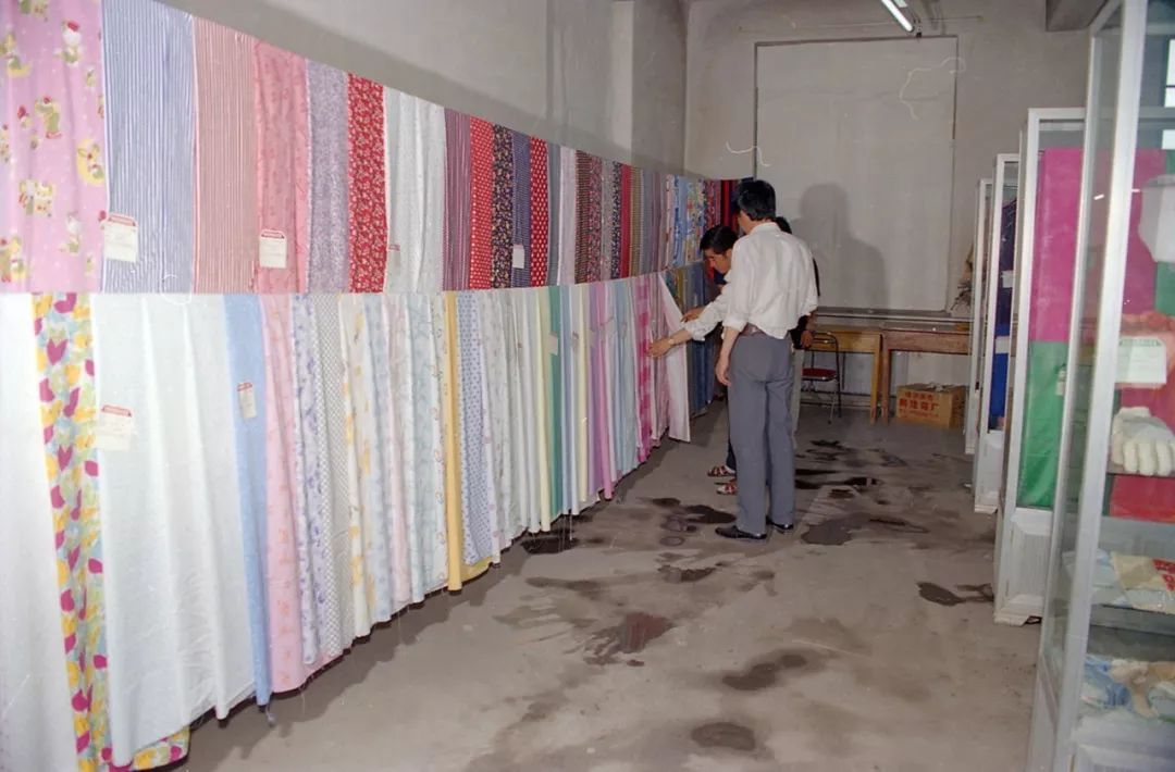 曾经辉煌的工厂现在还有吗,探秘曾经辉煌的工厂