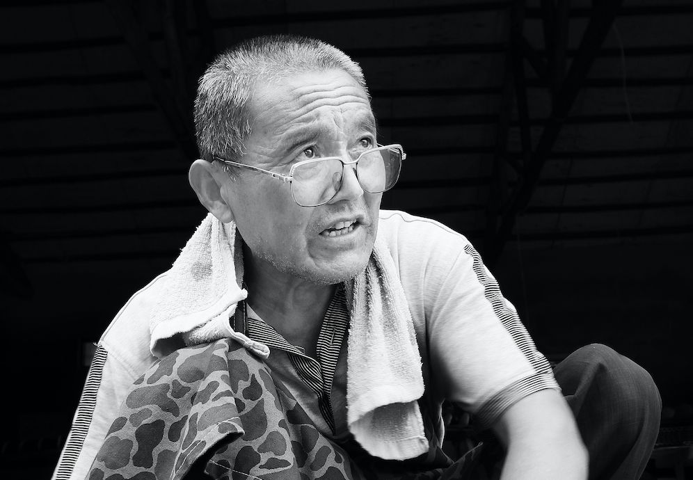 江苏非遗手工布鞋制作技艺传承人,传统布鞋手工技艺