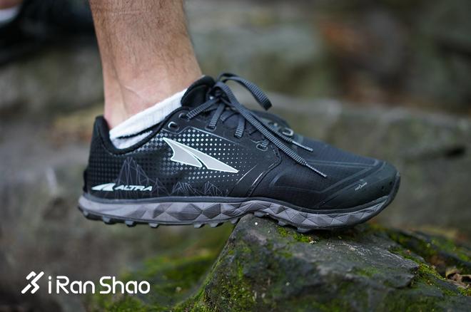 轻量越野跑鞋推荐,altra户外徒步鞋推荐