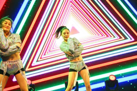 “山川神秀，心的旅程”——第七届银座“任你游免费搬”焕新启幕