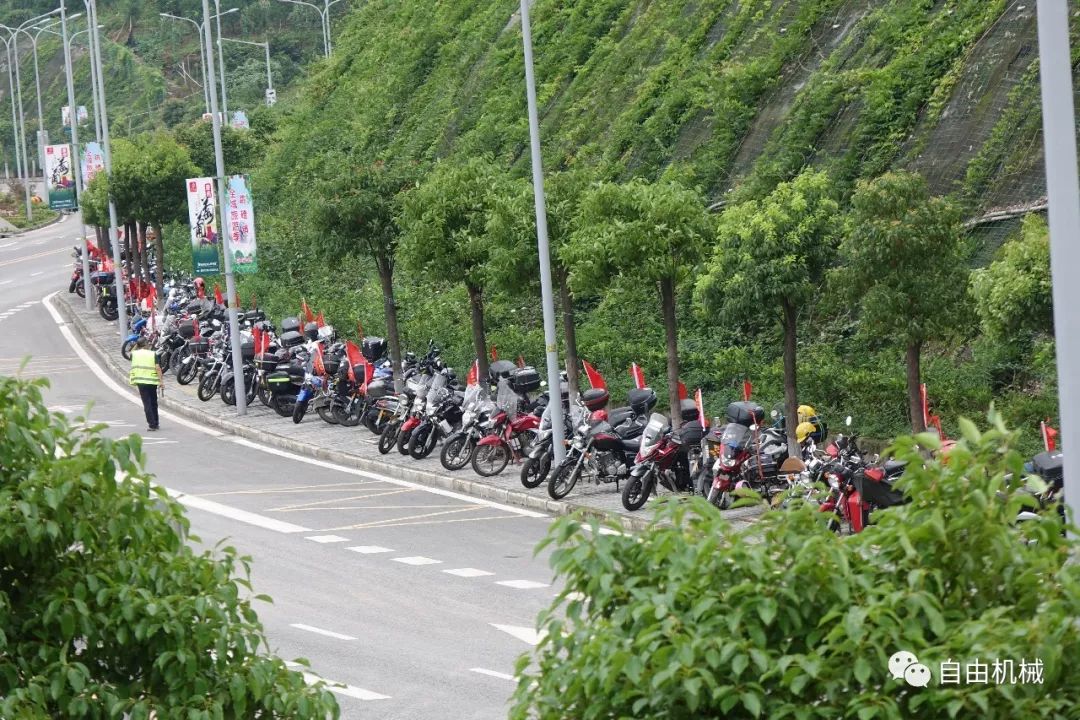 小小的山城，凭什么配得上“摩都”？记台荣探路者重庆试驾会丨业界