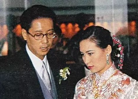 白富美走向人生巅峰的时候,真正的白富美的生活是怎么样的