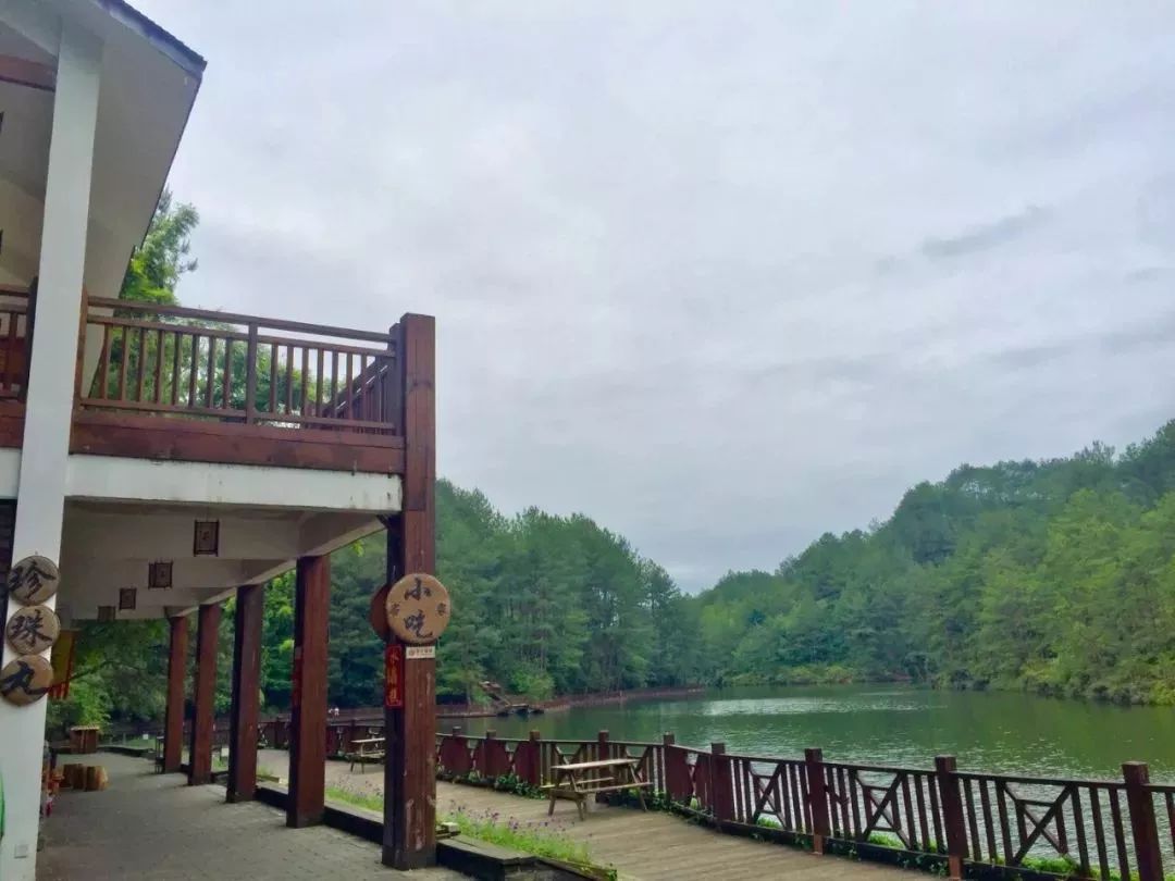 暑假就要来了你有什么想去的地方,你还在为暑假没有去处而烦恼吗