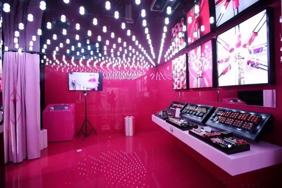 购物中心快闪店6大新玩法，好玩到不想走