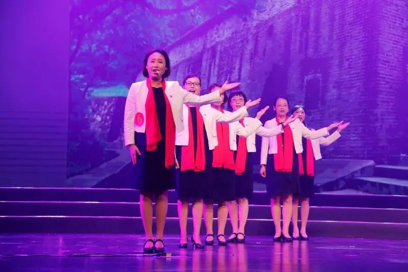 心中有*党**|文广旅体百花竞放，创意庆七一！