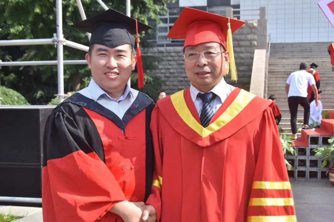 再见了我的大学央视纪录片,再见了我的大学诗朗诵