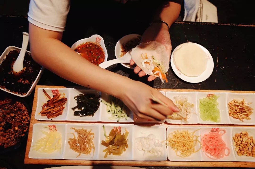 贵阳特点美食排行榜前十名,贵阳观山湖美食排行榜前十名