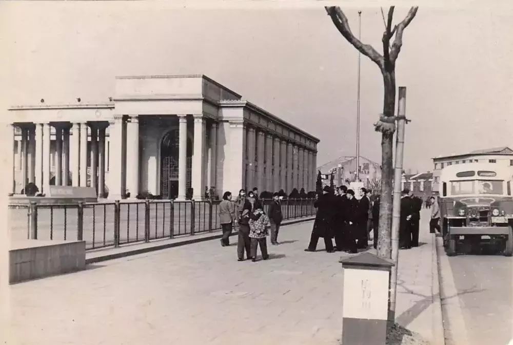 记忆中的上海地标,记忆里的上海珍贵的历史照片