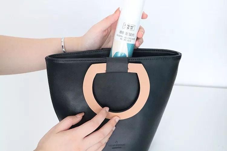 怎么让褶皱的衣物快速平整,可快速抚平褶皱衣物