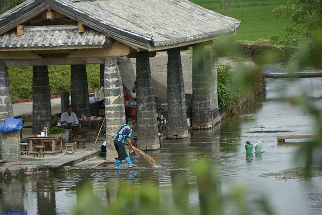 鑵惧啿鐑捣鏅尯鍏崄宀佸厤绁ㄥ悧,浜戝崡鑵惧啿鐑捣鍏洯鏅浠嬬粛