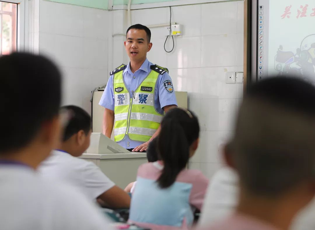 交通安全公益联盟图片,交通安全公益联盟策划