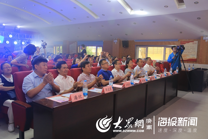 最美夕阳红歌舞,最美夕阳红公益晚会完整版