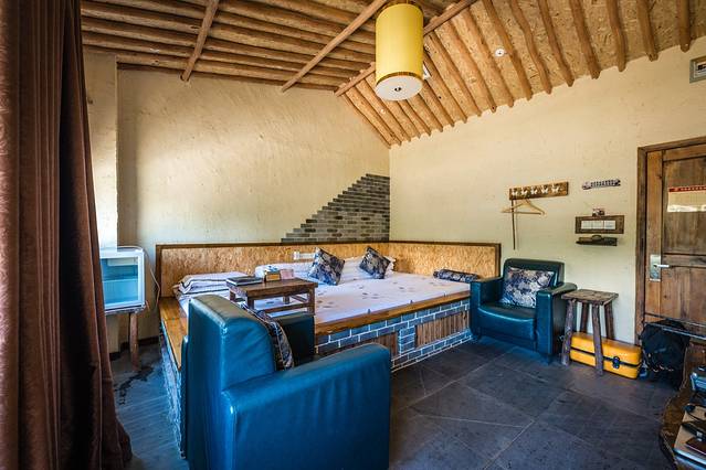 没想到，真有人在大漠建了一座能看星星的边城驿站