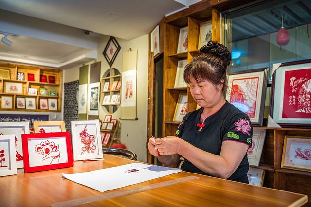 没想到，真有人在大漠建了一座能看星星的边城驿站