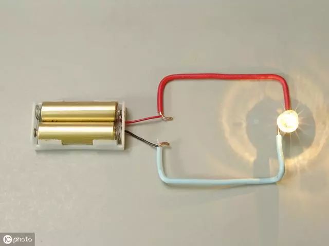 鍔熺巼鍗曚綅鏄痥w杩樻槸w,鍔熺巼kw鏄灏憌