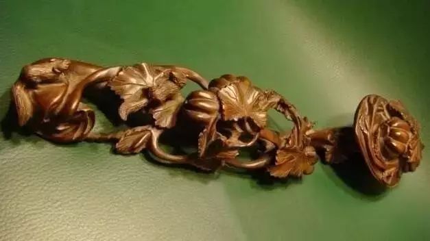 大块翡翠雕件寓意大全图,翡翠葫芦雕件寓意是什么意思