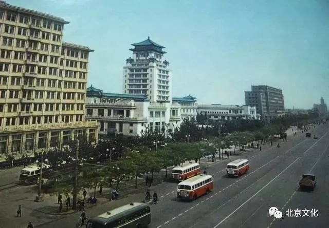 我叫北京，这是我最新的简历，请多关照