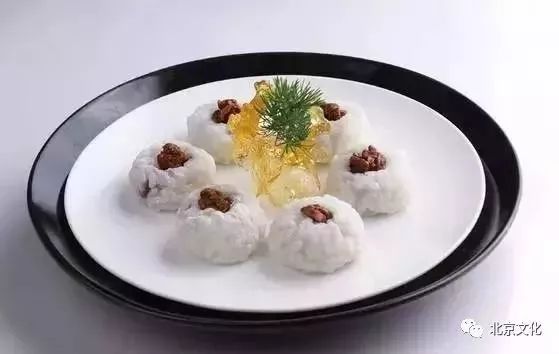 我叫北京，这是我最新的简历，请多关照