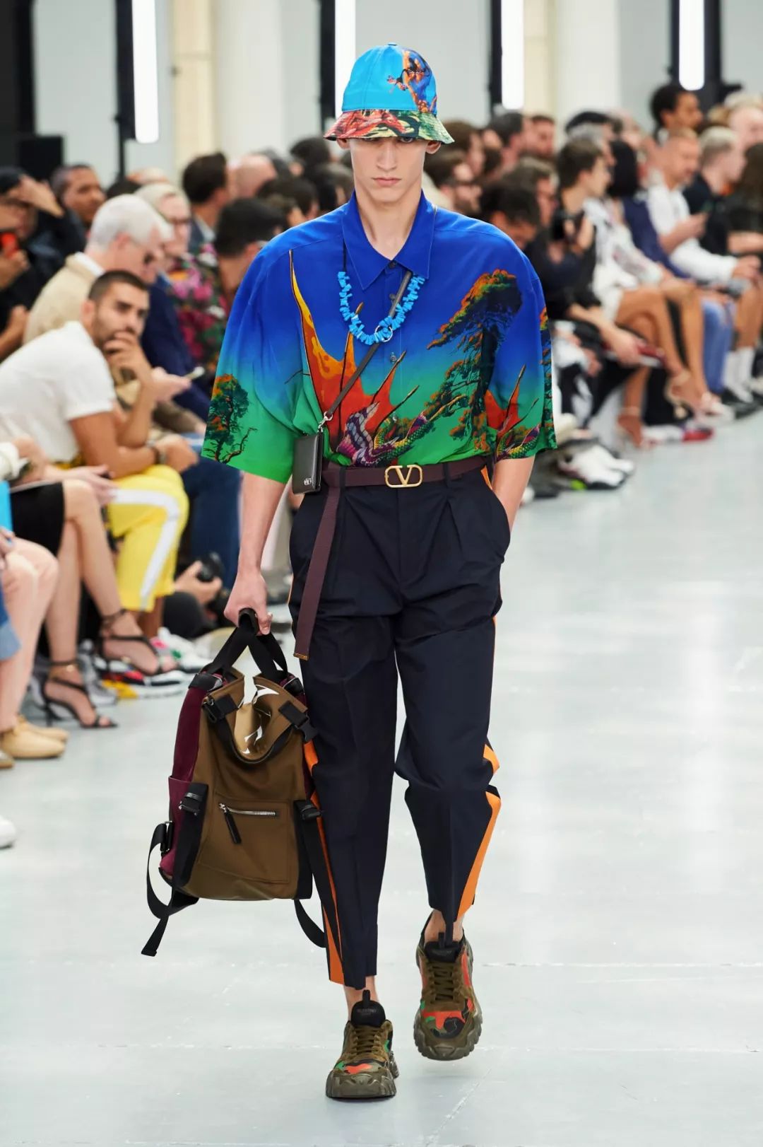 2021春夏男装流行趋势图片,20172018男装流行印花