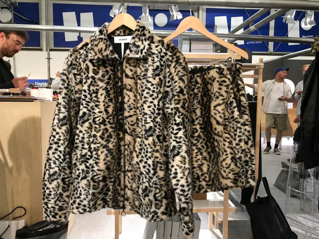 2021春夏男装流行趋势图片,20172018男装流行印花