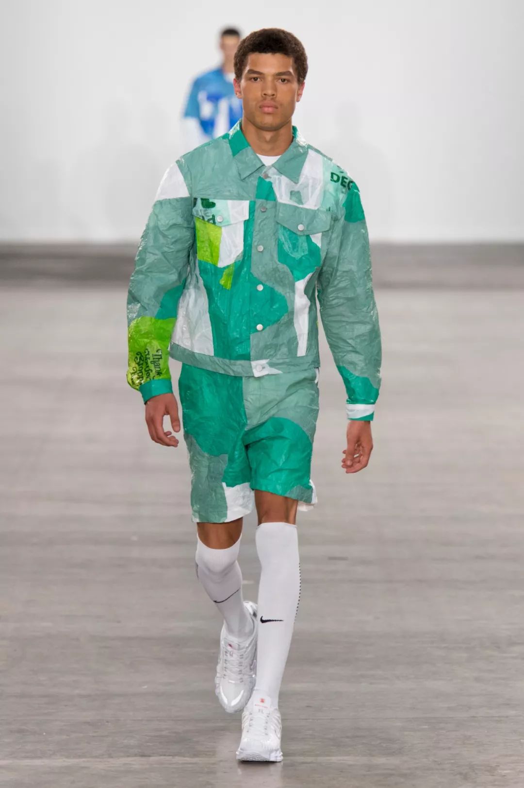 2021春夏男装流行趋势图片,20172018男装流行印花