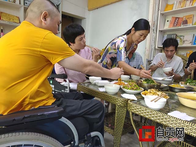 做公益的付出是在消耗自己吗,先把自己过好才有能力去做公益