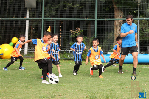 张近东的足球态度,张近东在足球上到底花了多少钱