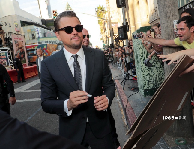 《好莱坞往事》首映众星云集雷神007小甜甜助阵
