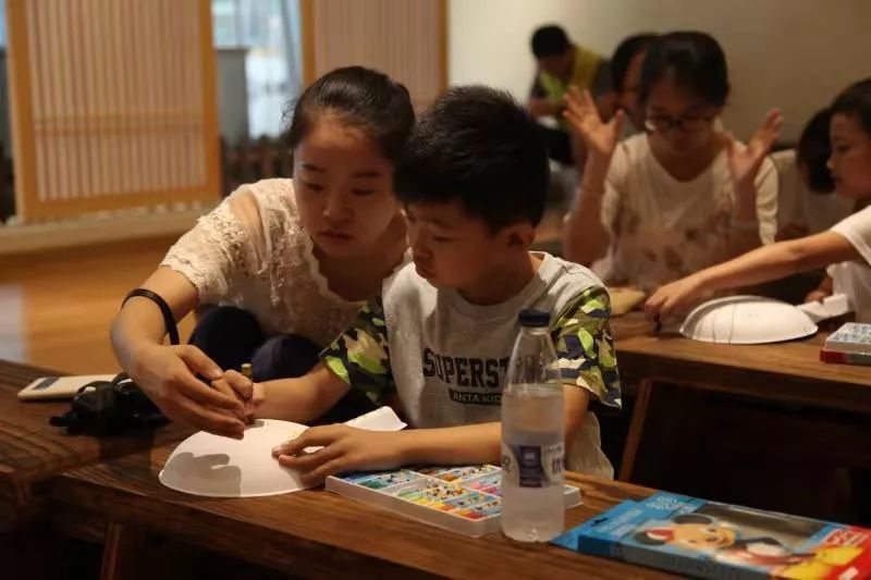 限时抢50节绘画启蒙课仅9.9元超值,全民抢票的活动