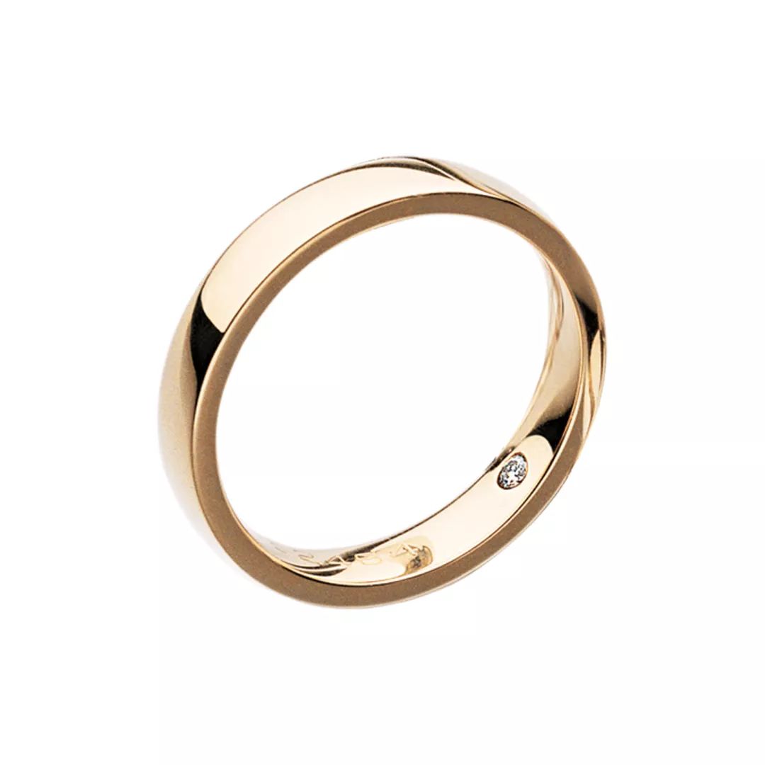 想买个戒指什么牌子好,什么品牌戒指值得买