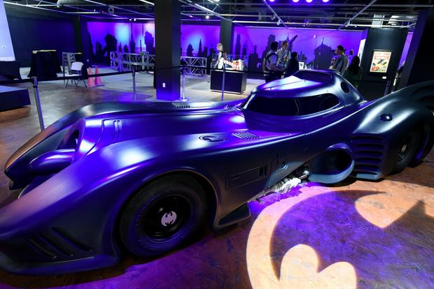 蝙蝠侠80岁全球举办庆祝活动,蝙蝠侠已经走上人生巅峰了