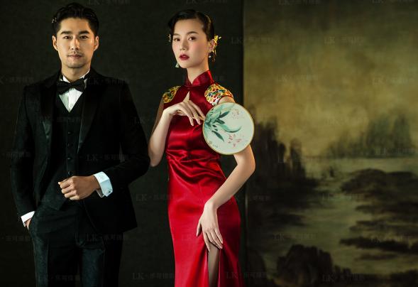 乐可：旗袍婚纱照成最美中国风，郑州婚纱摄影工作室哪家好？