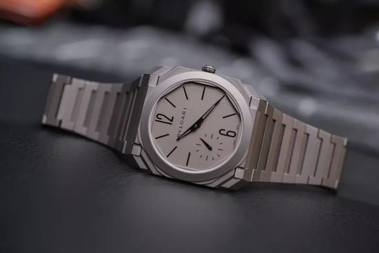 又薄又轻的高端腕表,什么东西又薄又耐磨