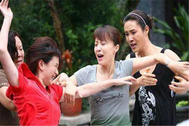 月嫂带小孩不哭的内幕,月嫂必须知道的9件事