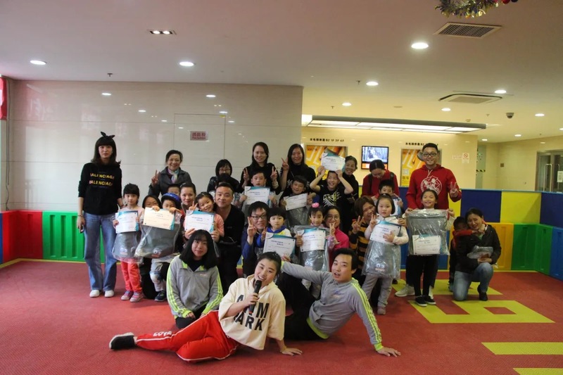 轮滑加盟和自己开店,跆拳道连锁店加盟