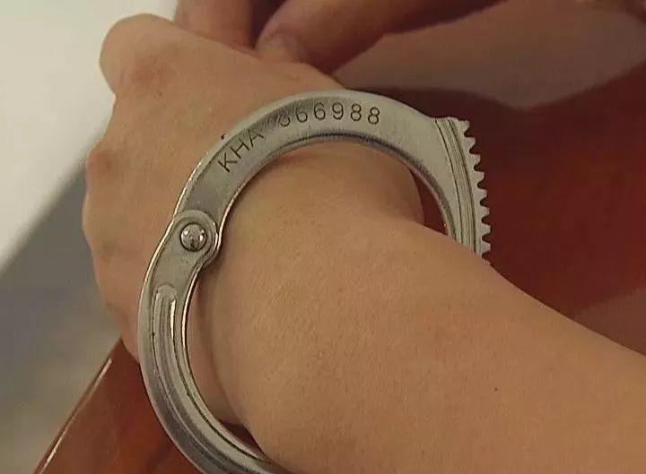 女子因刷单被骗50多万后续,今日说法之女子被骗100万