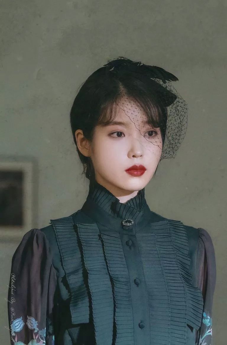 德鲁纳酒店iu最新造型,iu德鲁纳酒店造型合集图片