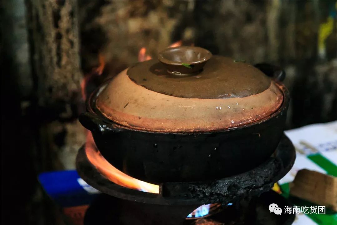 七小鱼煲面前，谁能逃脱真香定律？