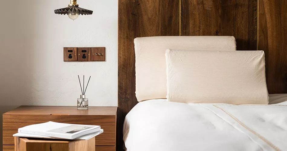 买一送一乳胶枕成人护颈枕,买一送一正品泰国天然乳胶枕