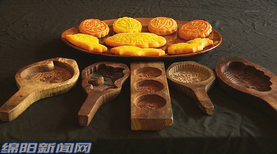 非遗月饼手工制作,非遗月饼模具