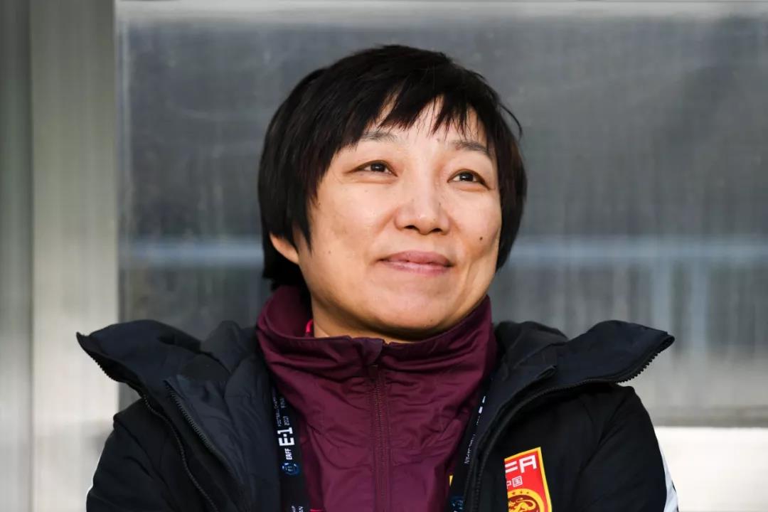 即将掌舵中国足球，足协“专职主席”陈戌源有何不同？