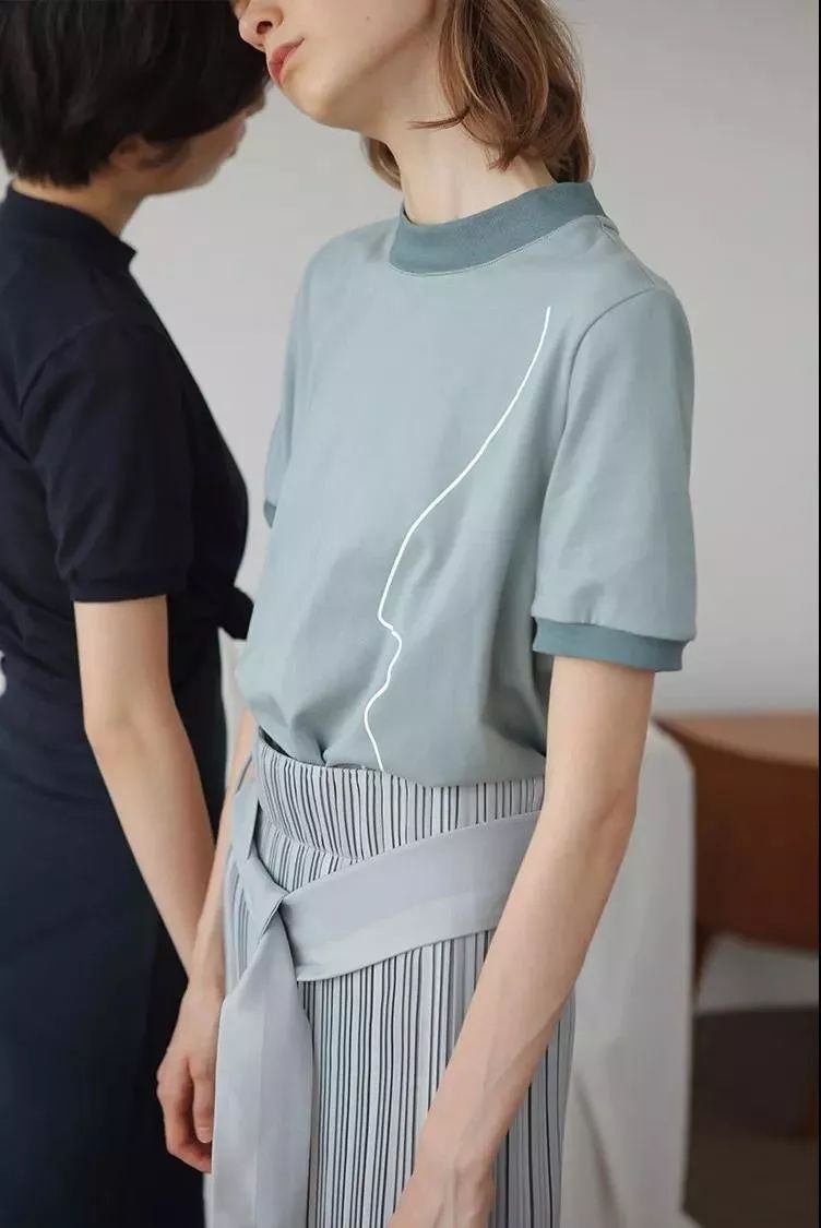 简约到极致的高级感,所有的高级感都源于极简