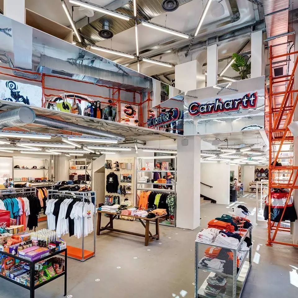 巴黎买潮鞋,寻潮专卖店