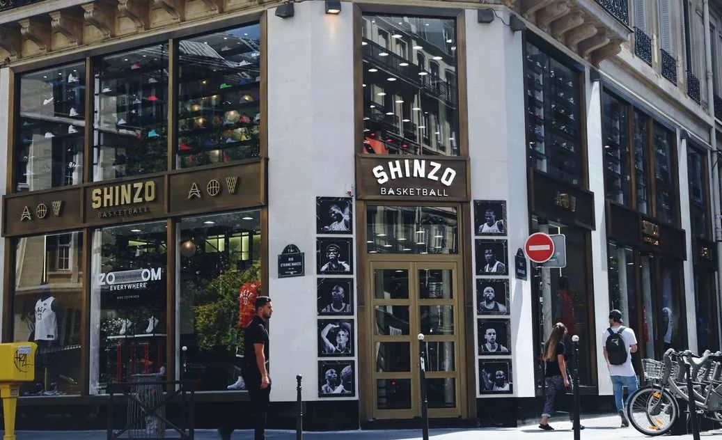 巴黎买潮鞋,寻潮专卖店