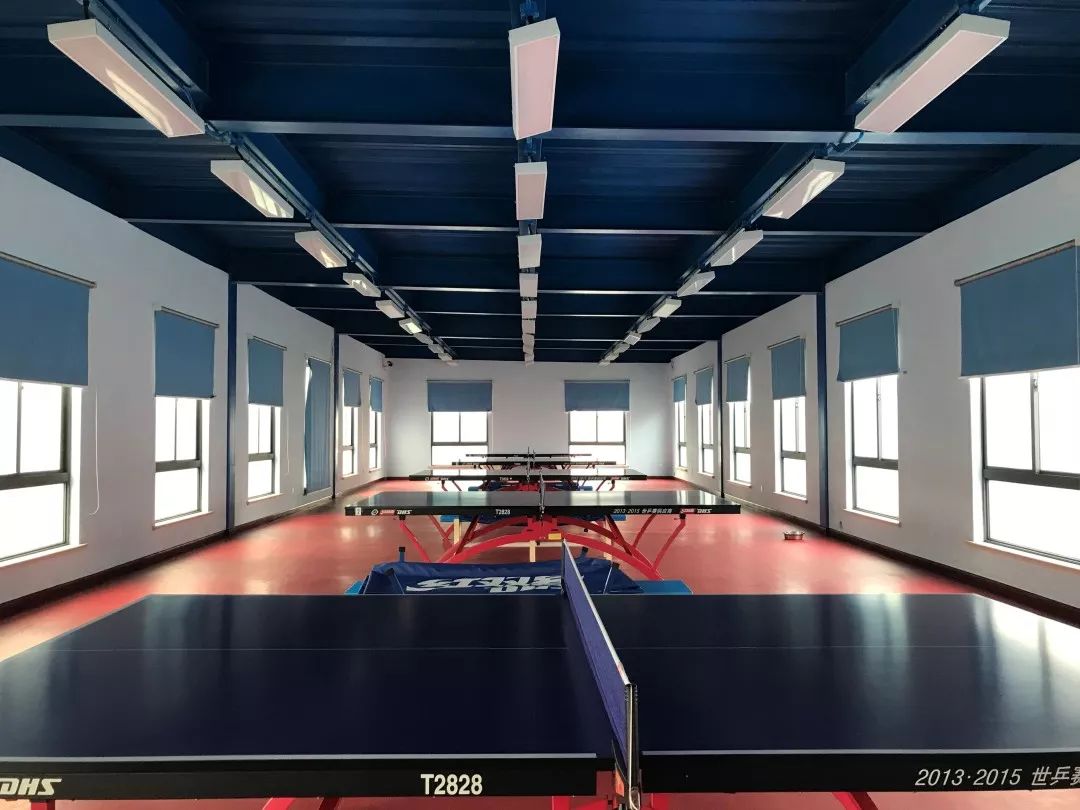 静安体育中心跑道开放时间,静安体育中心免费开放吗