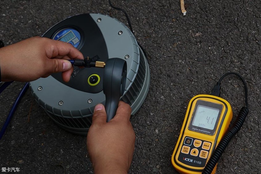 车载充气泵固特异和米其林哪个好,固特异米其林与倍思充气泵哪个好