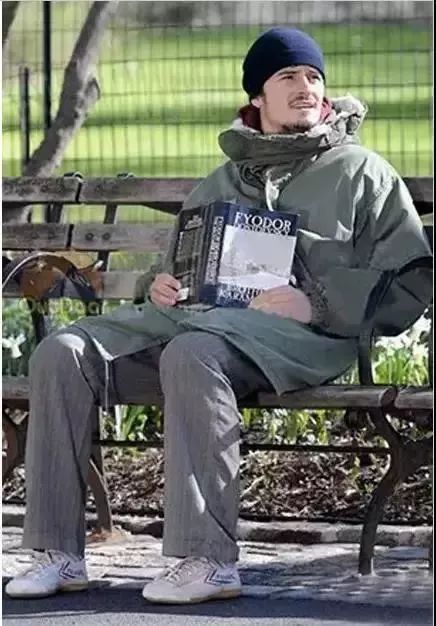 中国60年前造了双小白鞋，法国人一夜“偷走”赚翻了！今天它潮回来了