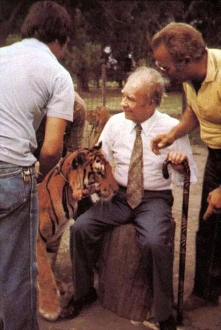 博尔赫斯诞辰纪录片,博尔赫斯纪念